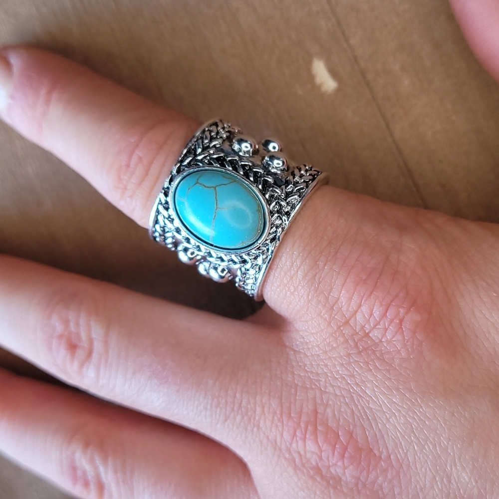 Agate Bohemian Large Cuff Ring - Picture 4 of 5
